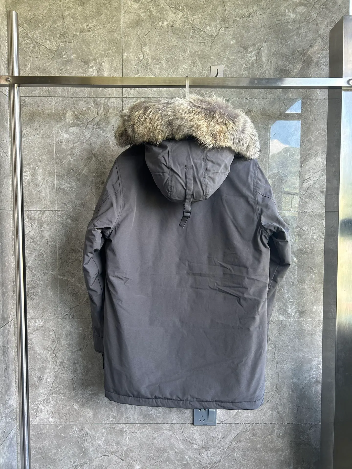 P720 Big Goose 13 Langford men's down jacket. Color (red label) black, dark blue, off-white, gray, gray camouflage. Color (black label) black black label, gray black label. Size: S. M. L. XL. XXL.